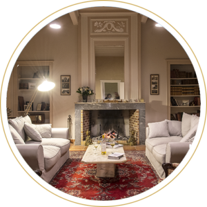 Le Salon de Sigalas, partie commune des chambres d'hôtes.